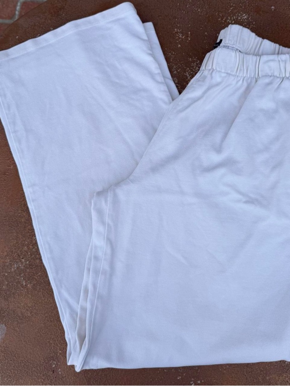 Brandy Melville beige sweatpants sz s - Picture 3 of 4